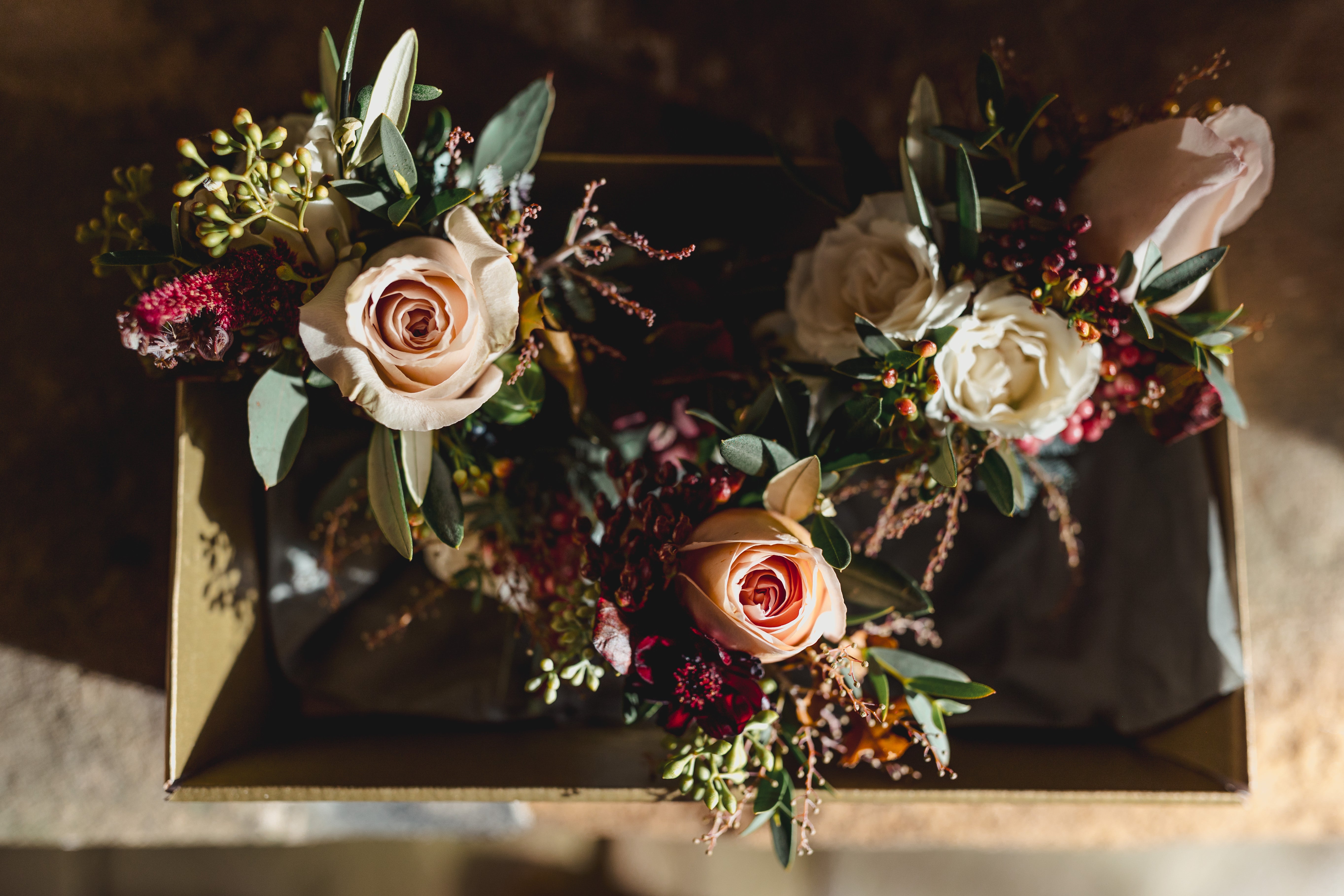 Why you should choose real flowers for your wedding